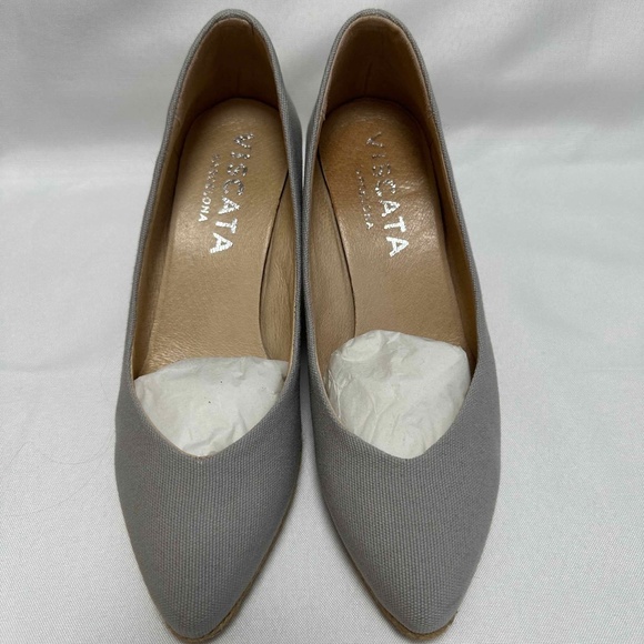 viscata Shoes - Viscata Roses V-Cut Canvas Espadrilles with box (EUC)